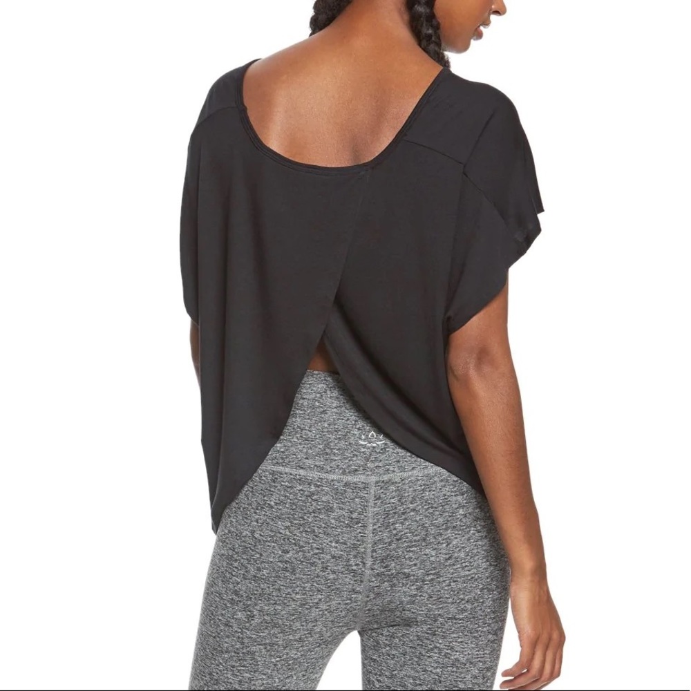 NWT Beyond yoga gray easy does it tee